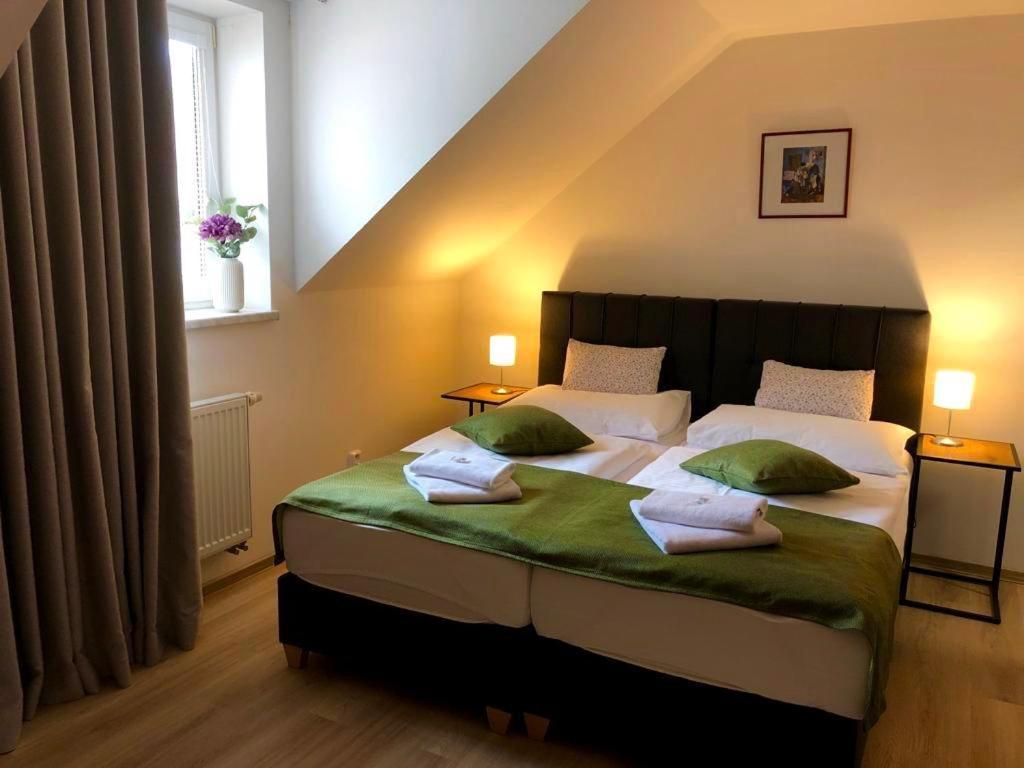 Resort Valtberg - Depandance Valtice Eksteriør billede
